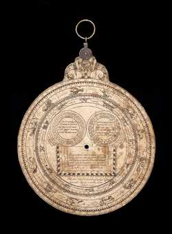 Small image of astrolabe back with rules or alidades removed. Click to enlarge.