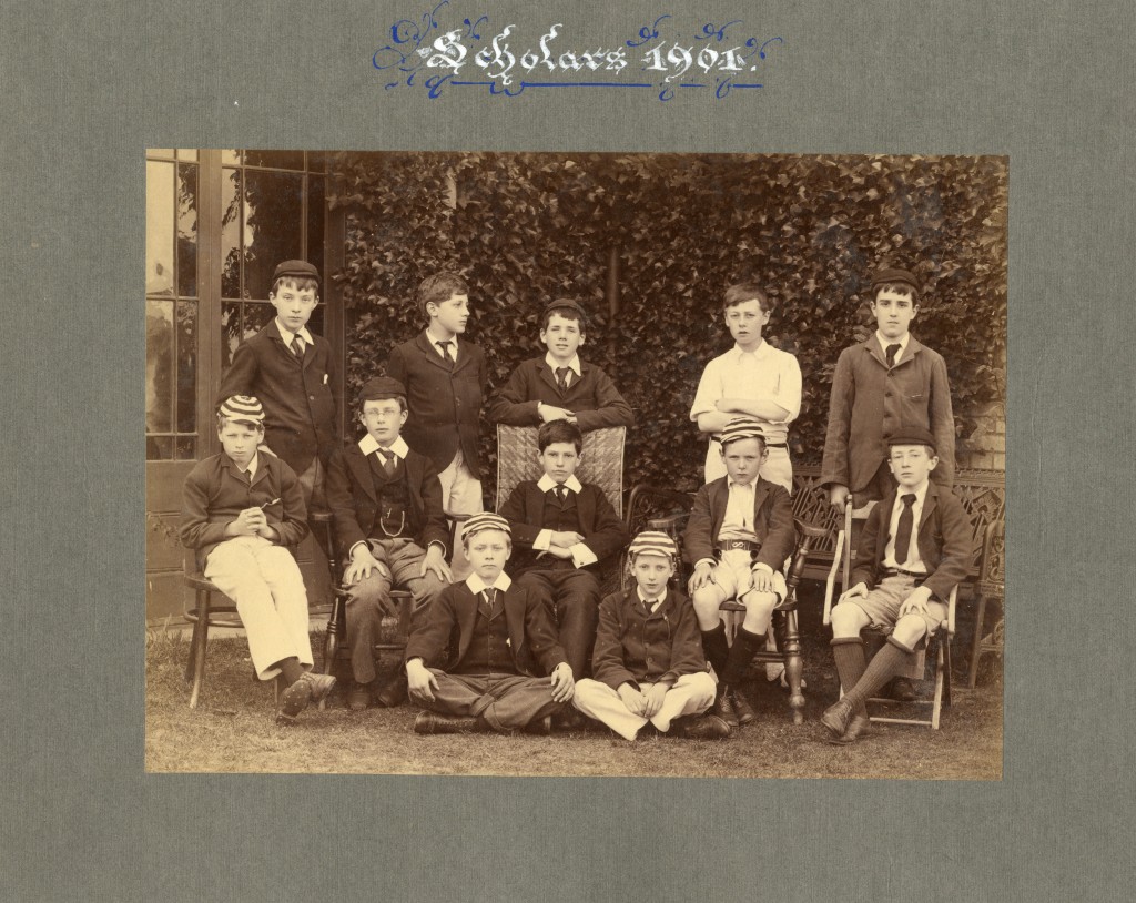 Summer Fields Scholars photo (1901).