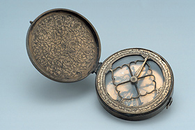Medium image of Inv Num 53791 - Qibla Indicator Medium image of Inv Num 53791 - Qibla Indicator