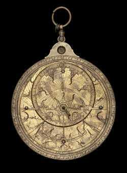 astrolabe, inventory number 37527 from North Africa, 16th century (?)