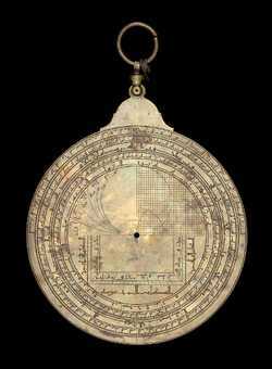 Small image of astrolabe back with rules or alidades removed. Click to enlarge.