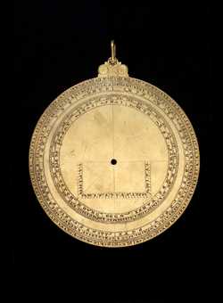 Small image of astrolabe back with rules or alidades removed. Click to enlarge.