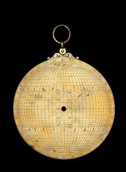 Small image of astrolabe back with rules or alidades removed. Click to enlarge.