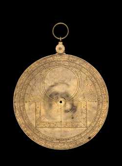 Small image of astrolabe back with rules or alidades removed. Click to enlarge.