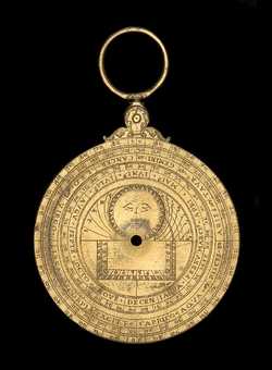 Small image of astrolabe back with rules or alidades removed. Click to enlarge.