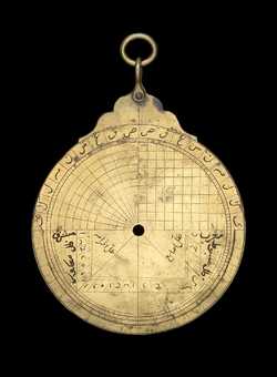 Small image of astrolabe back with rules or alidades removed. Click to enlarge.