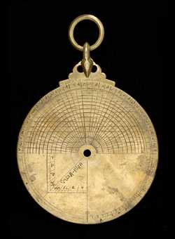 Small image of astrolabe back with rules or alidades removed. Click to enlarge.