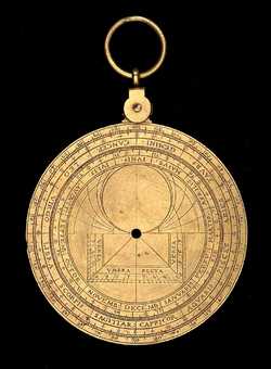 Small image of astrolabe back with rules or alidades removed. Click to enlarge.