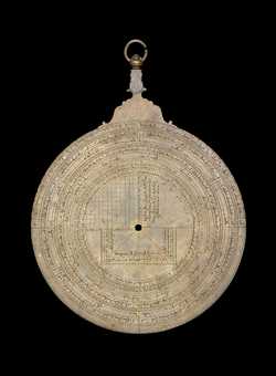 Small image of astrolabe back with rules or alidades removed. Click to enlarge.