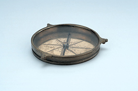 Medium image of Inv Num 46929 - Compass