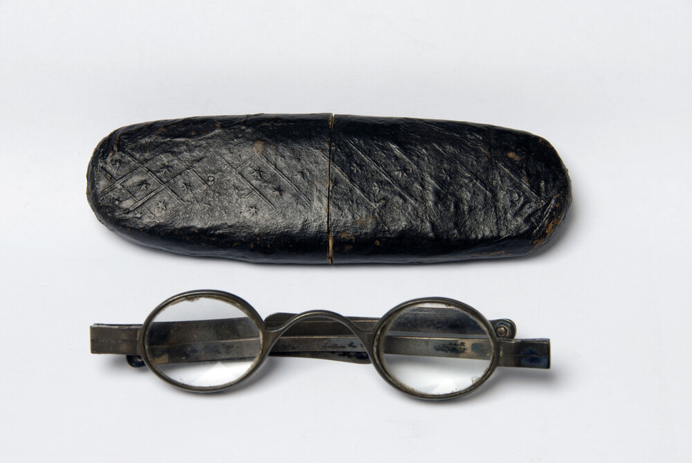 preview image for Wig Spectacles and Case, 1780-1781