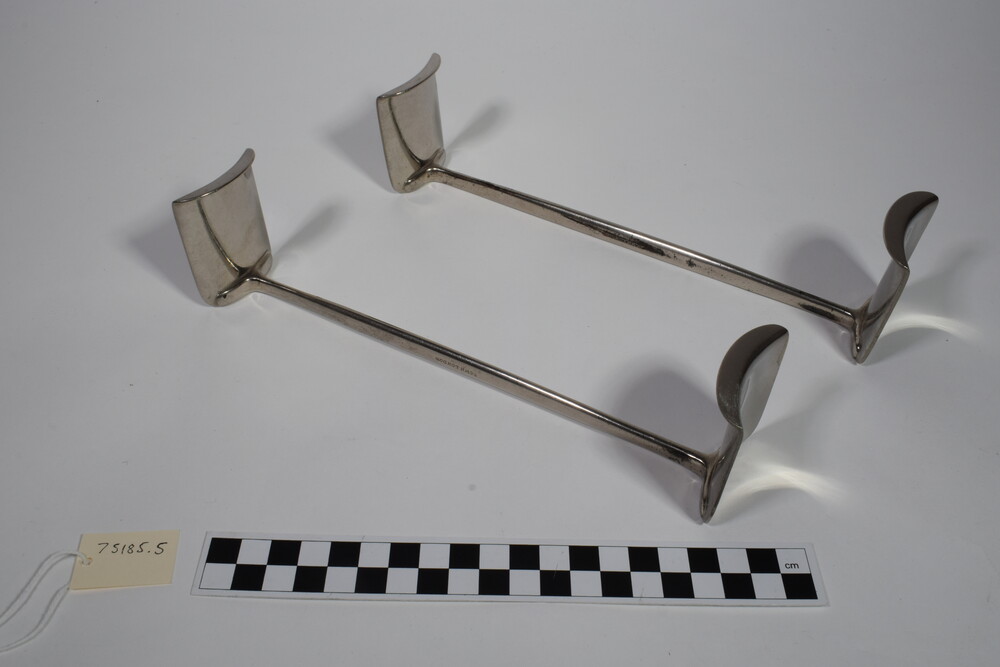 preview image for A pair of tissue separators from Miscellaneous Surgical Instruments and Tray in Case